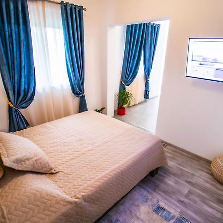 Simo Apartments Airport Podgorica Bagian luar foto