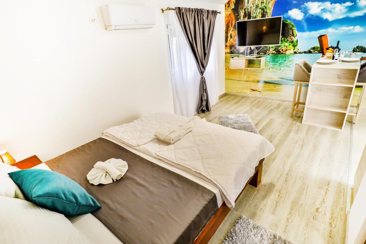 Simo Apartments Airport Podgorica Bagian luar foto