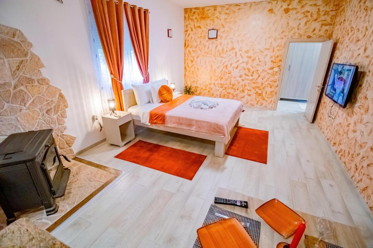 Simo Apartments Airport Podgorica Bagian luar foto