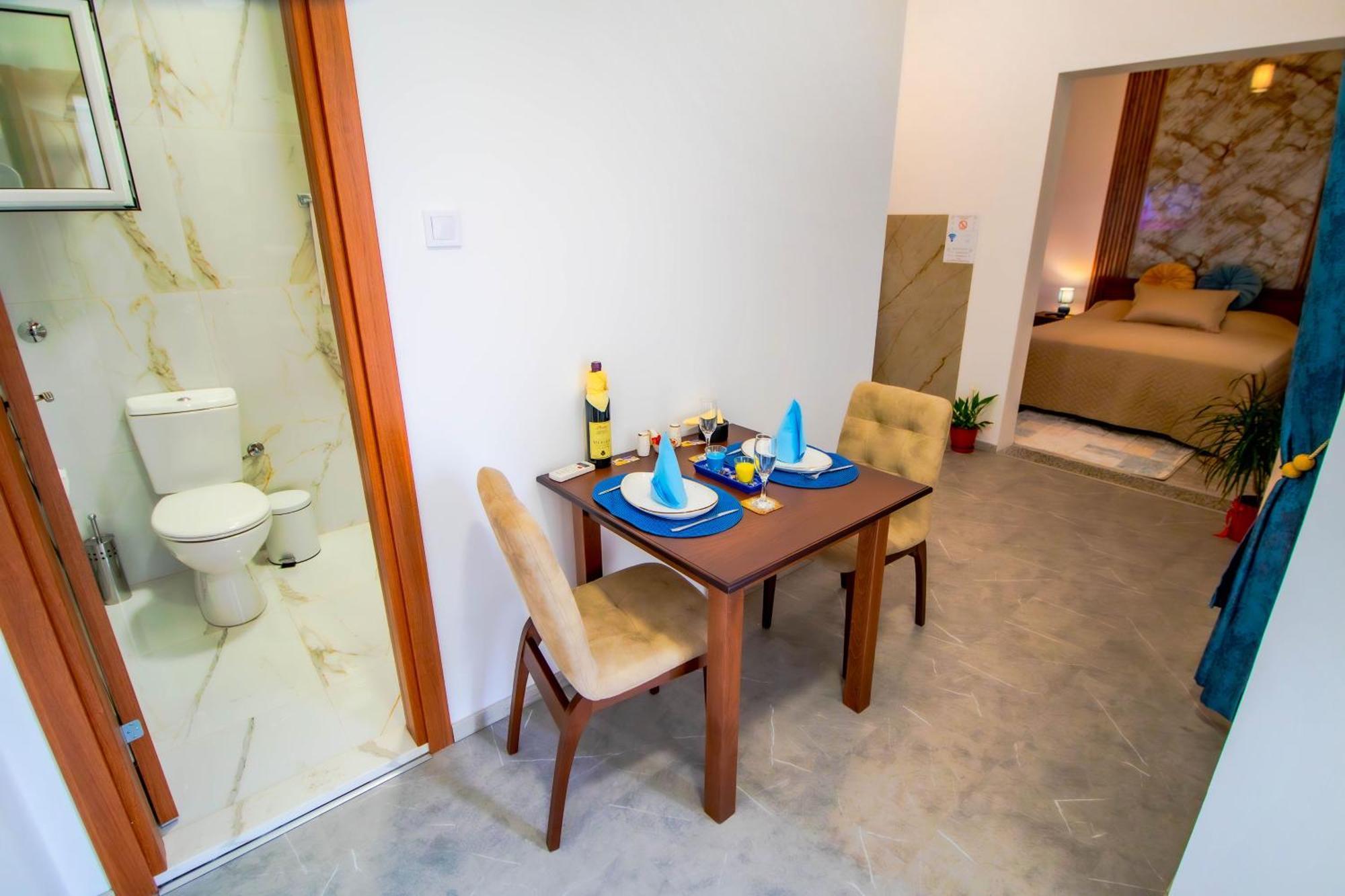 Simo Apartments Airport Podgorica Bagian luar foto